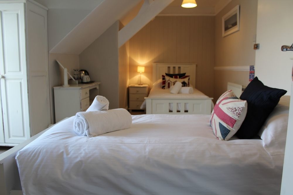 Camelot Guest House Falmouth Exteriör bild